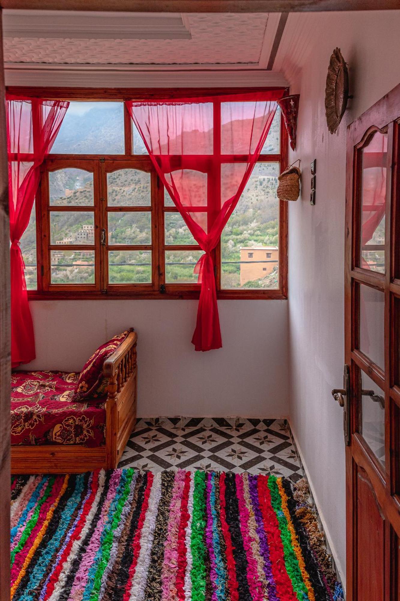 Amazigh Family Riad อิมลิล ภายนอก รูปภาพ